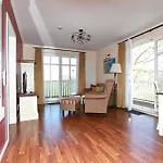 Saatmann Komfort 2 * Ahrenshoop